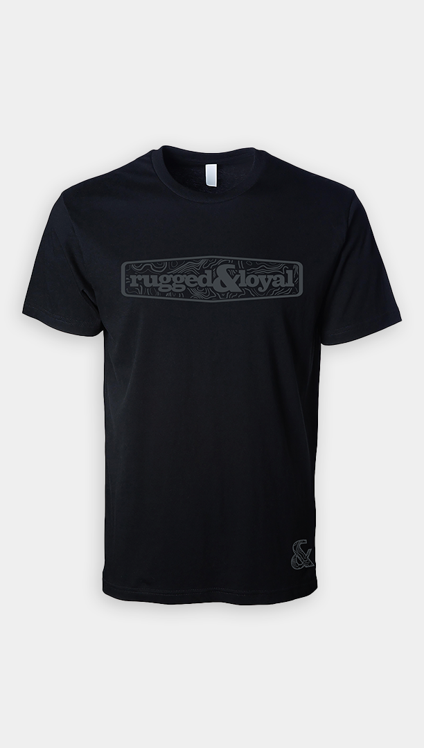 TOPO BADGE T SHIRT