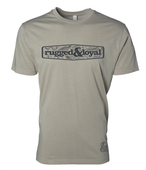 TOPO BADGE TEE